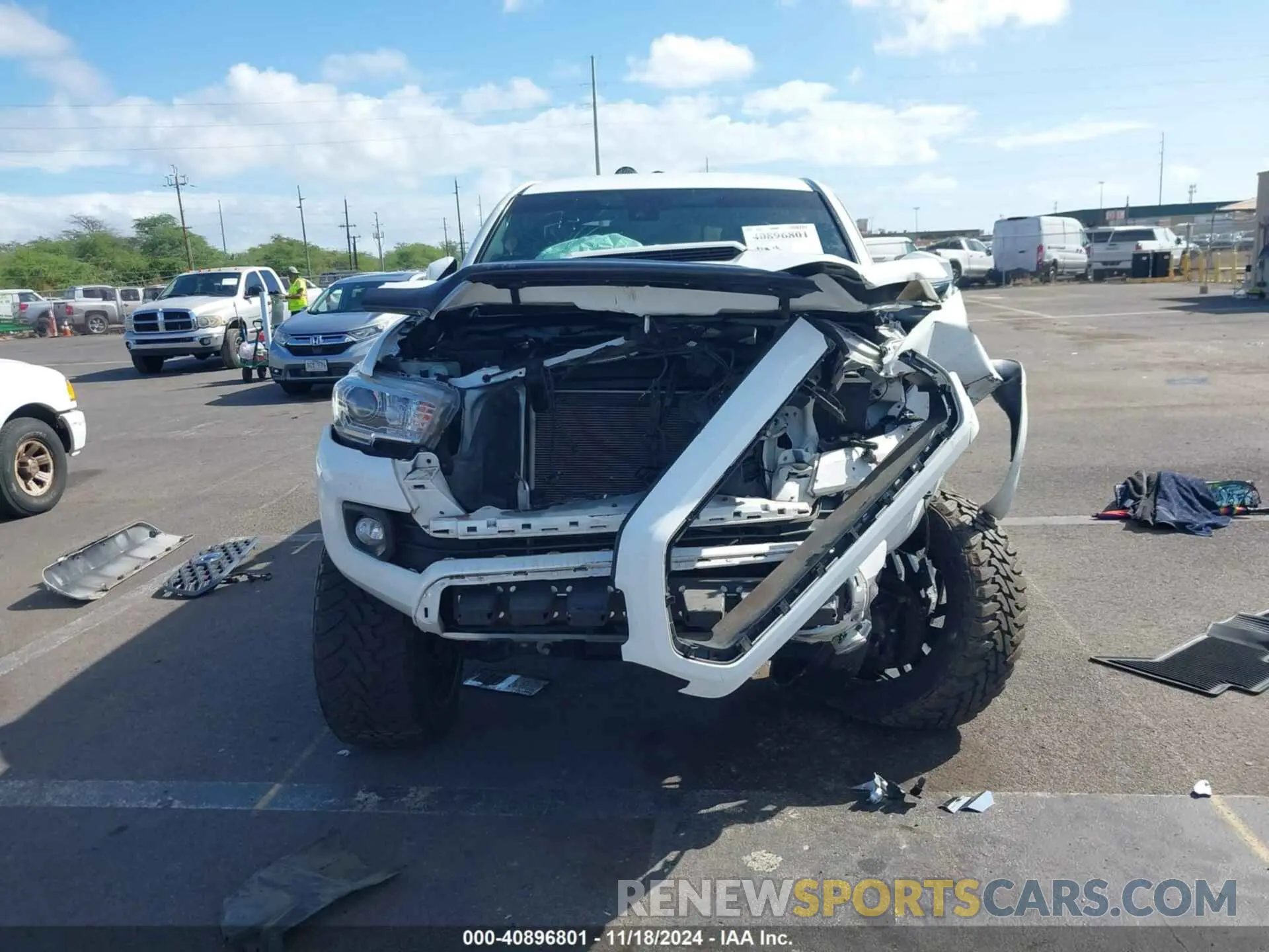 12 Photograph of a damaged car 3TMAZ5CN7LM133791 TOYOTA TACOMA 2020