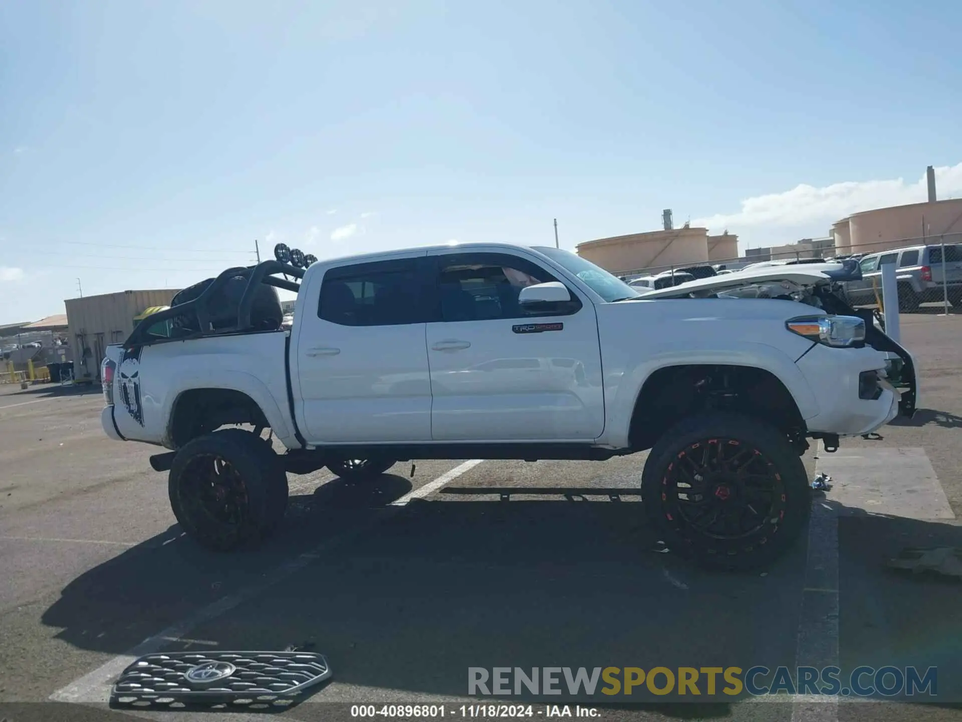 13 Photograph of a damaged car 3TMAZ5CN7LM133791 TOYOTA TACOMA 2020