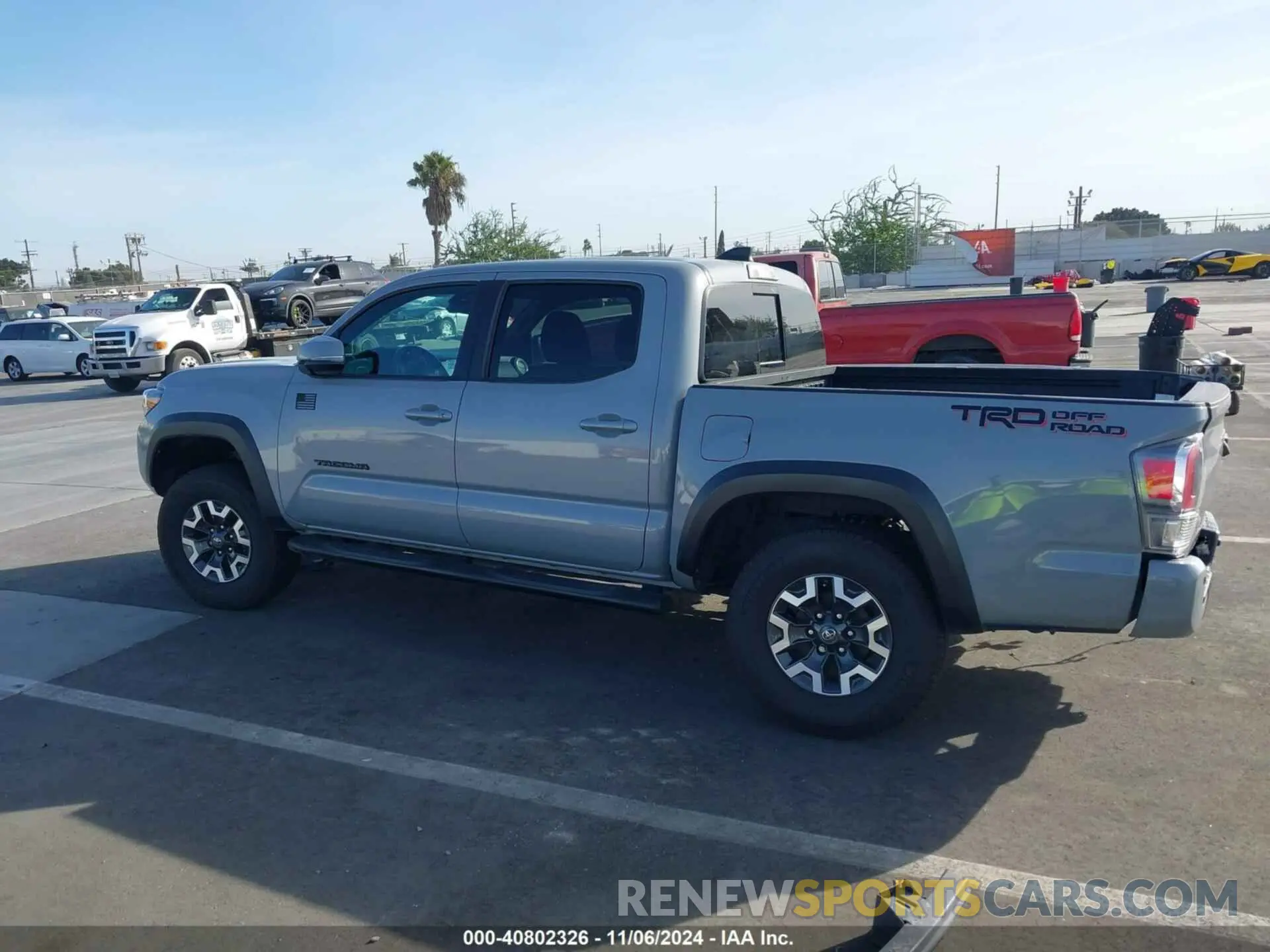 14 Photograph of a damaged car 3TMAZ5CN7LM139686 TOYOTA TACOMA 2020