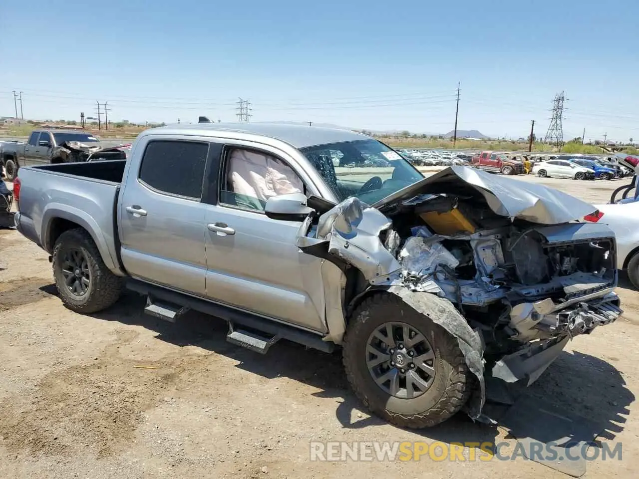 4 Photograph of a damaged car 3TMAZ5CN8LM122525 TOYOTA TACOMA 2020