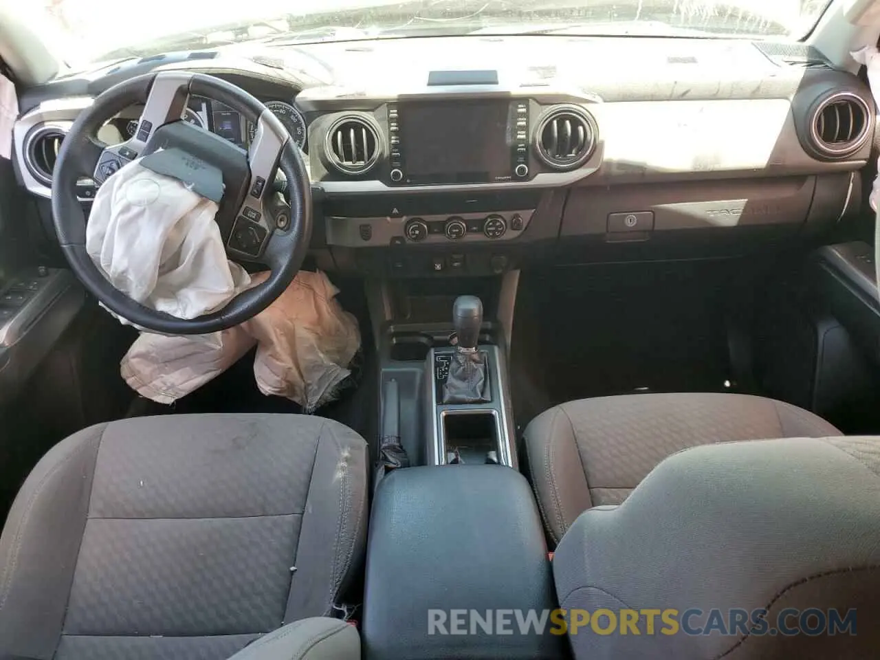 8 Photograph of a damaged car 3TMAZ5CN8LM122525 TOYOTA TACOMA 2020