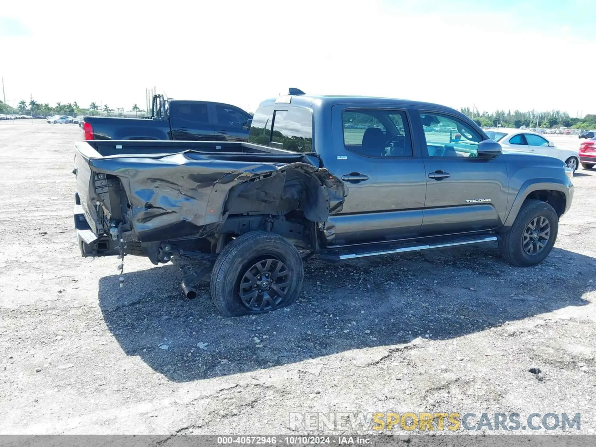 6 Photograph of a damaged car 3TMAZ5CN8LM133511 TOYOTA TACOMA 2020