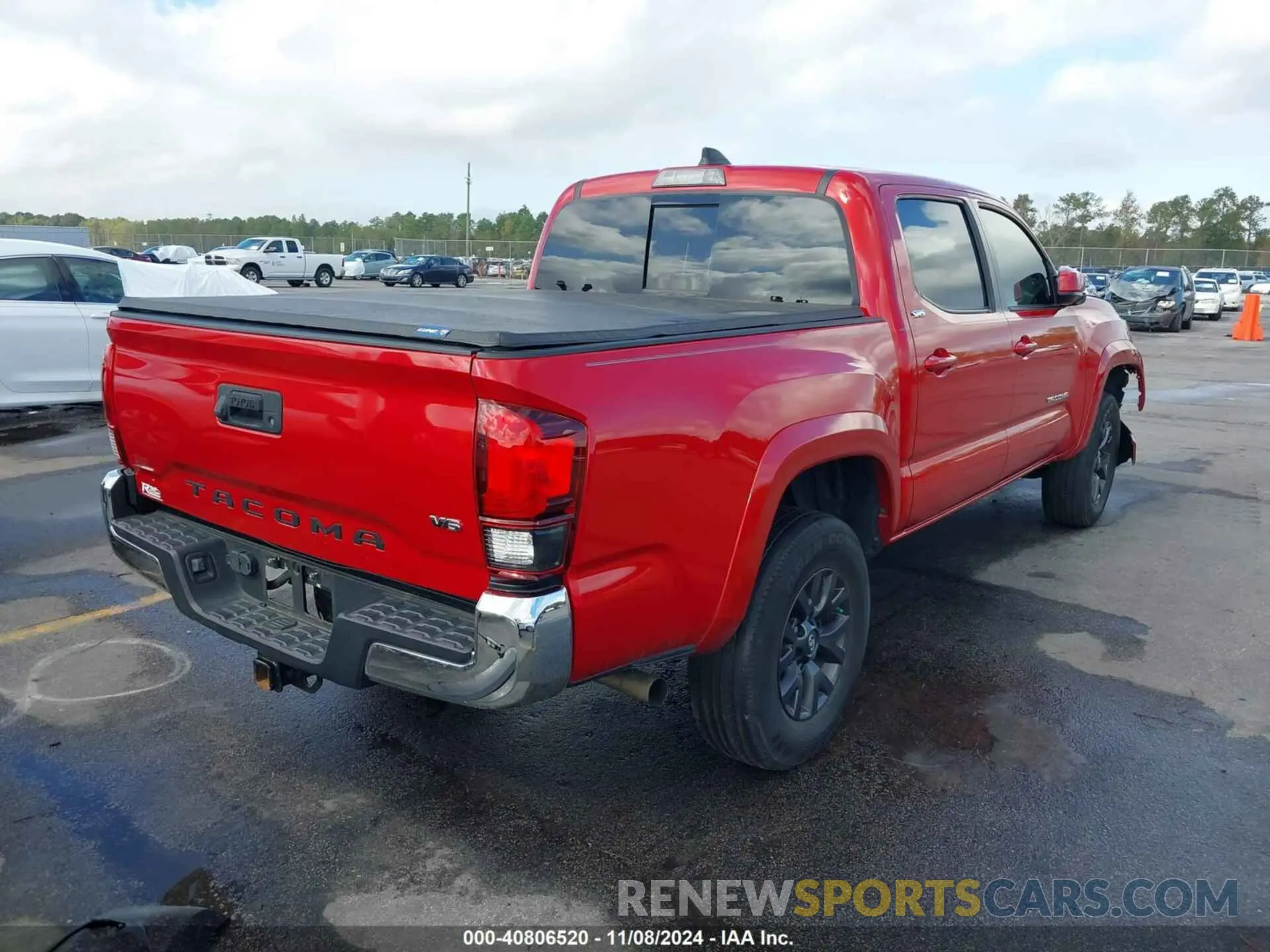 4 Photograph of a damaged car 3TMAZ5CN9LM115714 TOYOTA TACOMA 2020