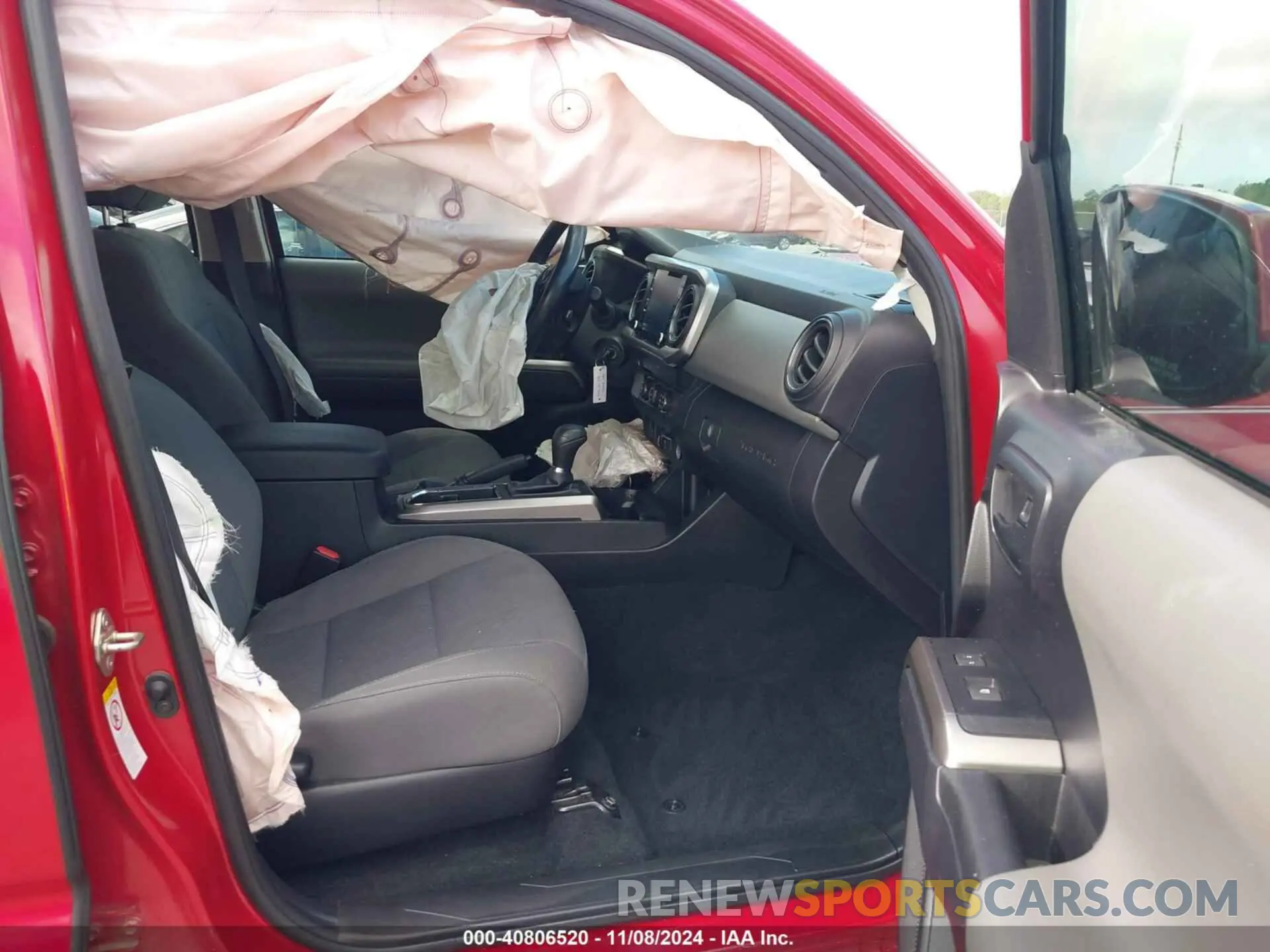 5 Photograph of a damaged car 3TMAZ5CN9LM115714 TOYOTA TACOMA 2020