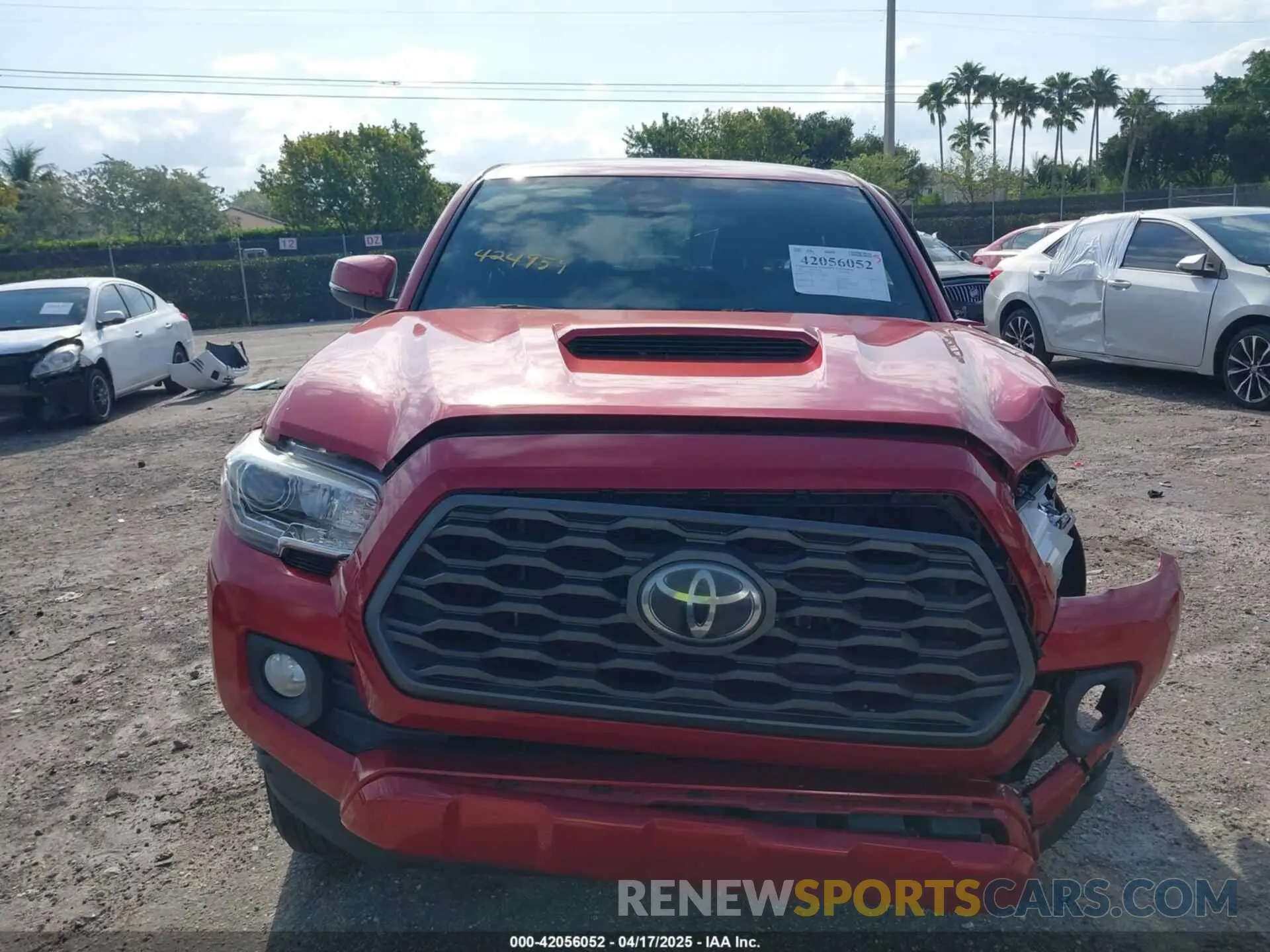 11 Photograph of a damaged car 3TMAZ5CN9LM120752 TOYOTA TACOMA 2020