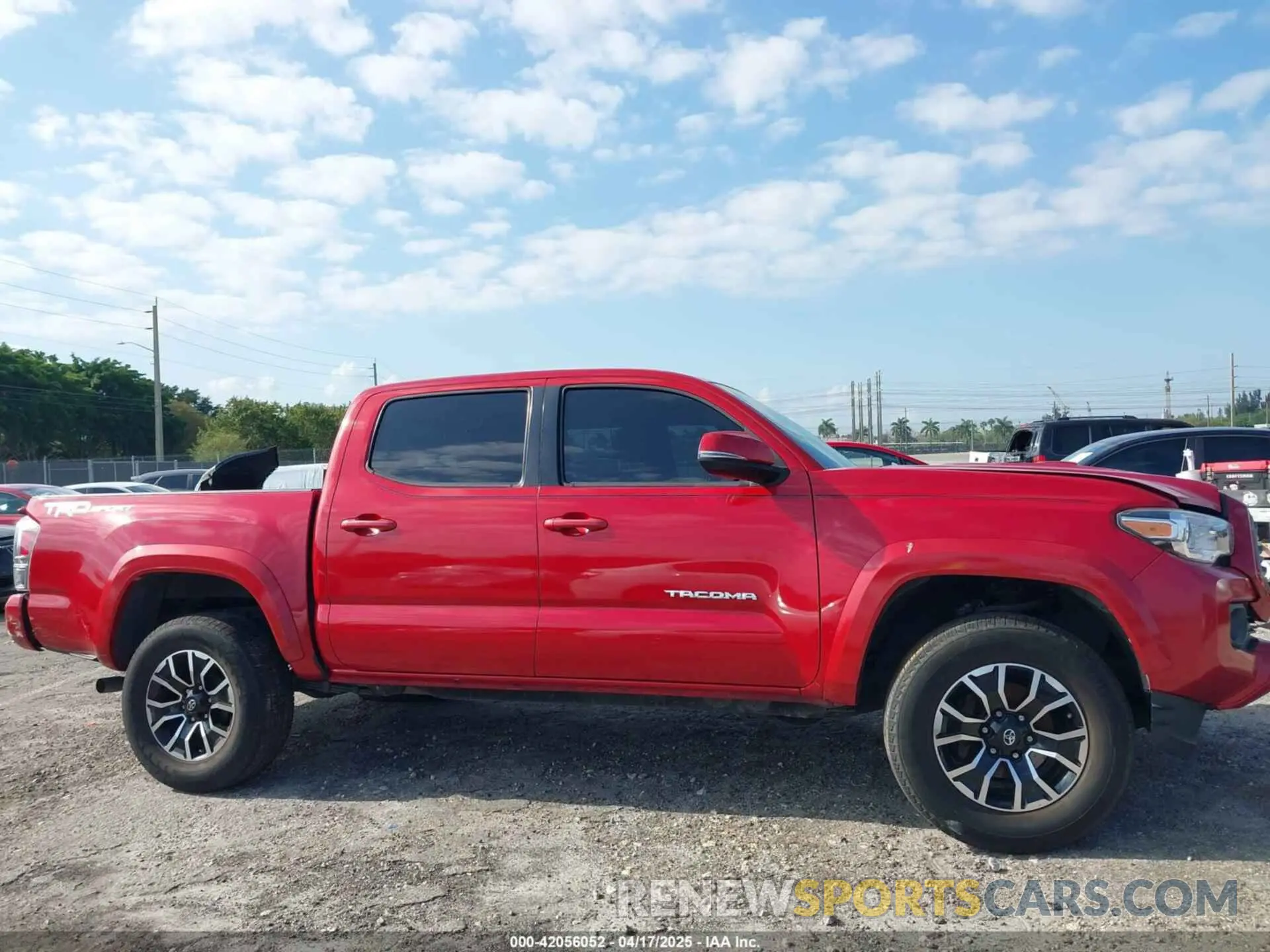 12 Photograph of a damaged car 3TMAZ5CN9LM120752 TOYOTA TACOMA 2020