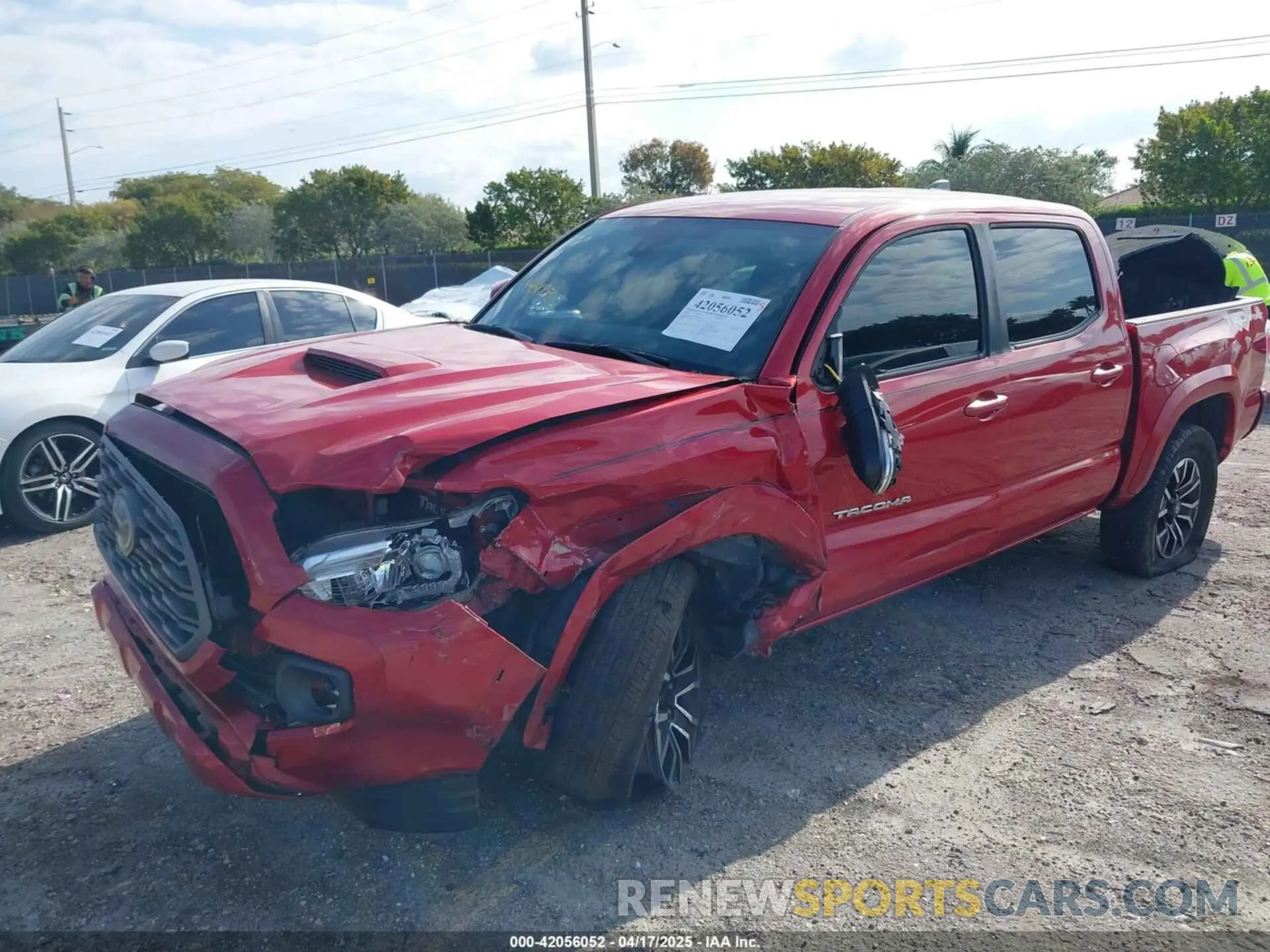 2 Photograph of a damaged car 3TMAZ5CN9LM120752 TOYOTA TACOMA 2020