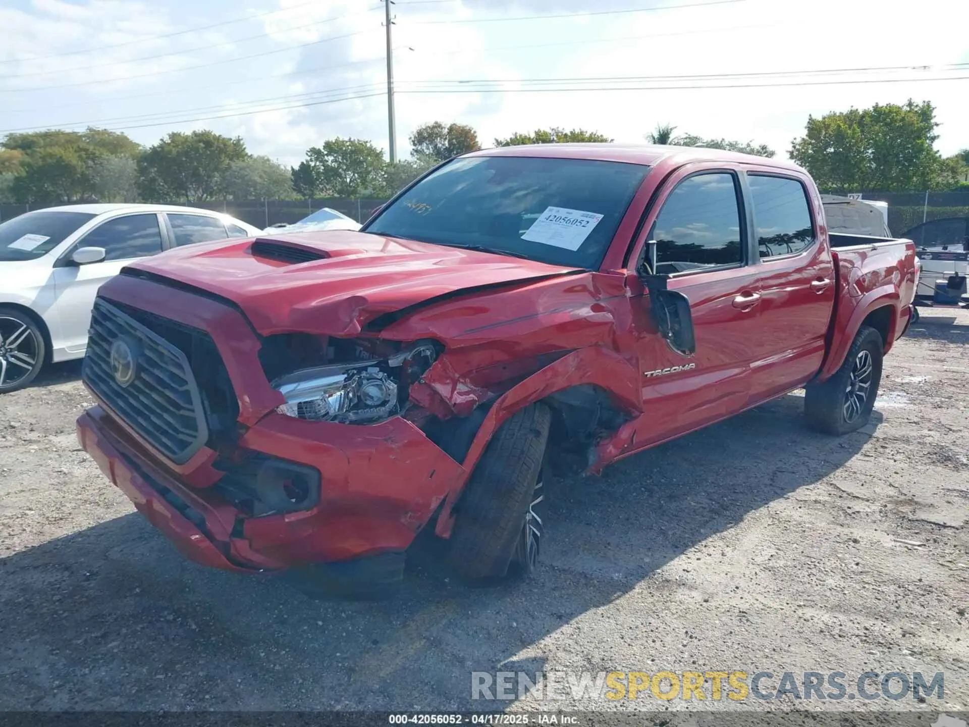 6 Photograph of a damaged car 3TMAZ5CN9LM120752 TOYOTA TACOMA 2020