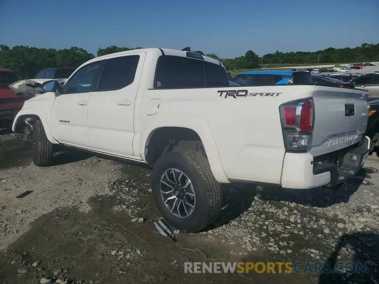 2 Photograph of a damaged car 3TMAZ5CN9LM123408 TOYOTA TACOMA 2020
