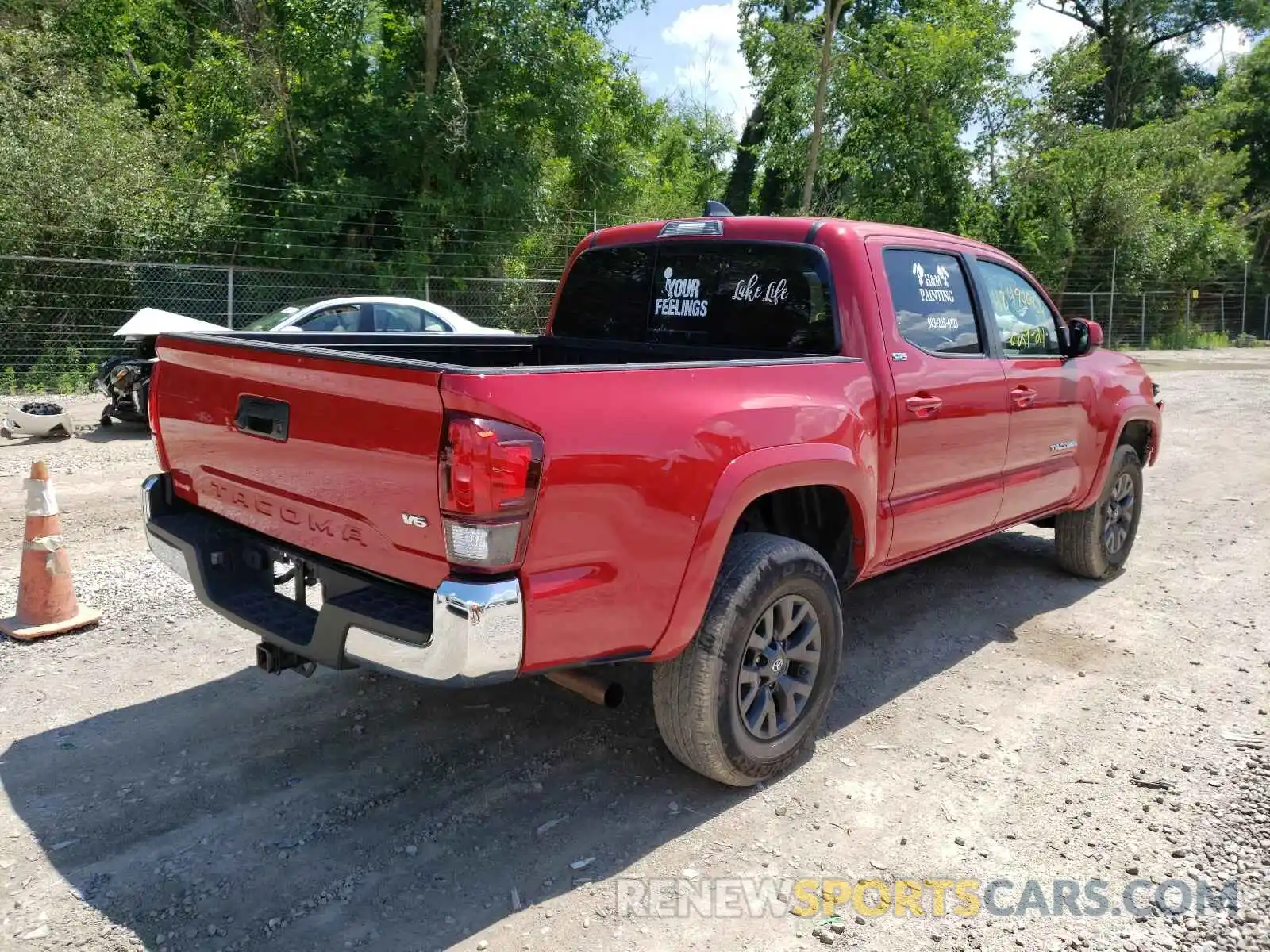 4 Photograph of a damaged car 3TMAZ5CN9LM127751 TOYOTA TACOMA 2020