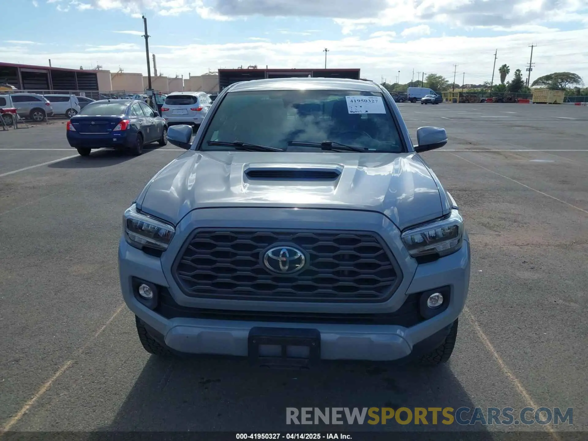 12 Photograph of a damaged car 3TMAZ5CNXLM136958 TOYOTA TACOMA 2020