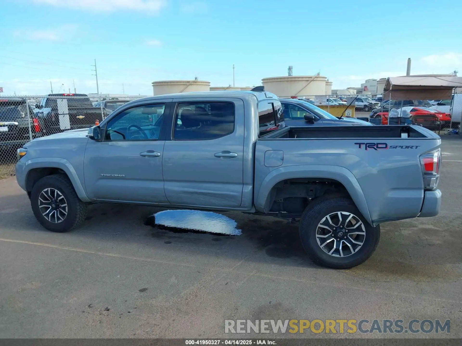 14 Photograph of a damaged car 3TMAZ5CNXLM136958 TOYOTA TACOMA 2020