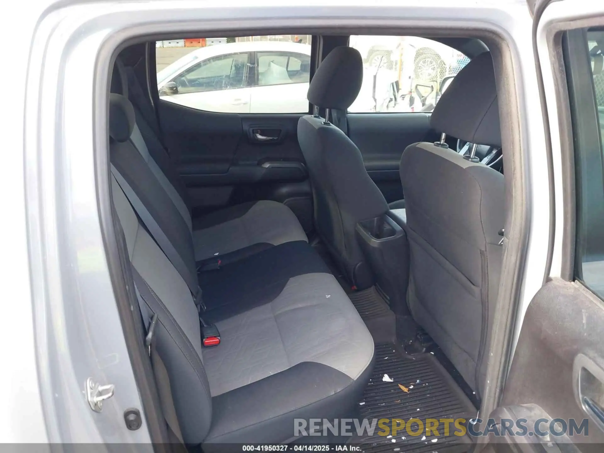 8 Photograph of a damaged car 3TMAZ5CNXLM136958 TOYOTA TACOMA 2020