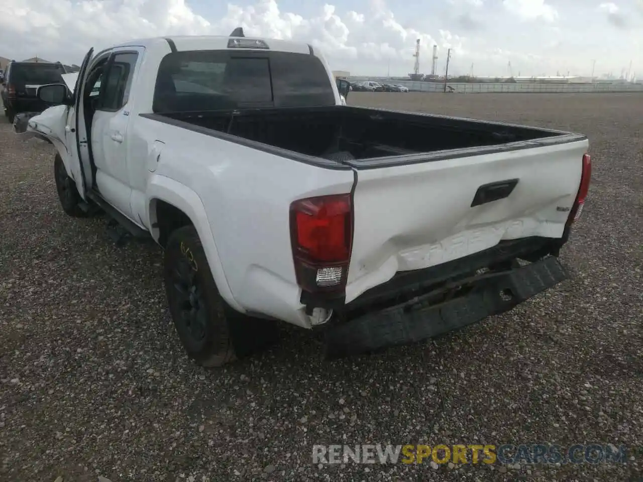 3 Photograph of a damaged car 3TMBZ5DN0LM024303 TOYOTA TACOMA 2020