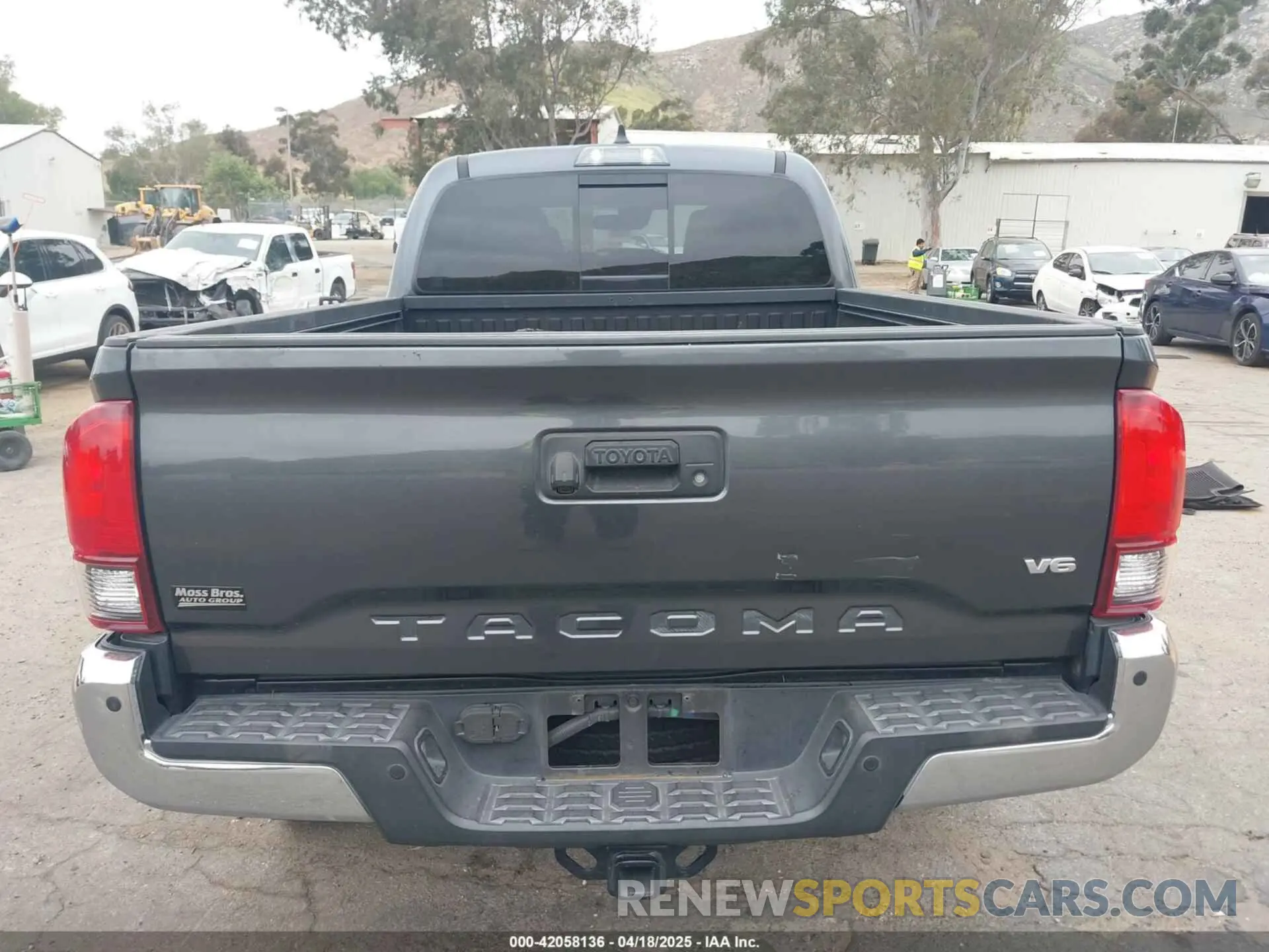 16 Photograph of a damaged car 3TMBZ5DN3LM027311 TOYOTA TACOMA 2020