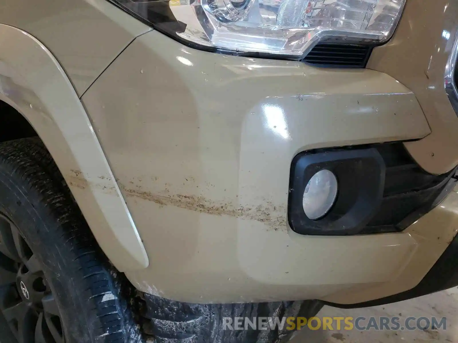 9 Photograph of a damaged car 3TMBZ5DN8LM026803 TOYOTA TACOMA 2020