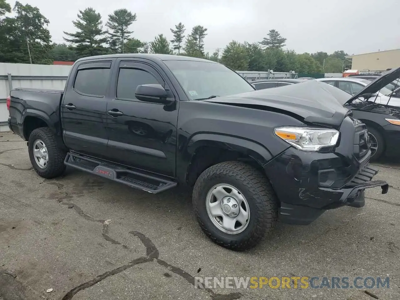 4 Photograph of a damaged car 3TMCZ5AN0LM295046 TOYOTA TACOMA 2020