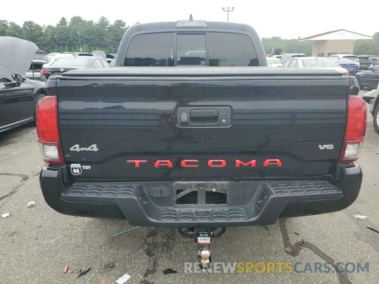 6 Photograph of a damaged car 3TMCZ5AN0LM295046 TOYOTA TACOMA 2020