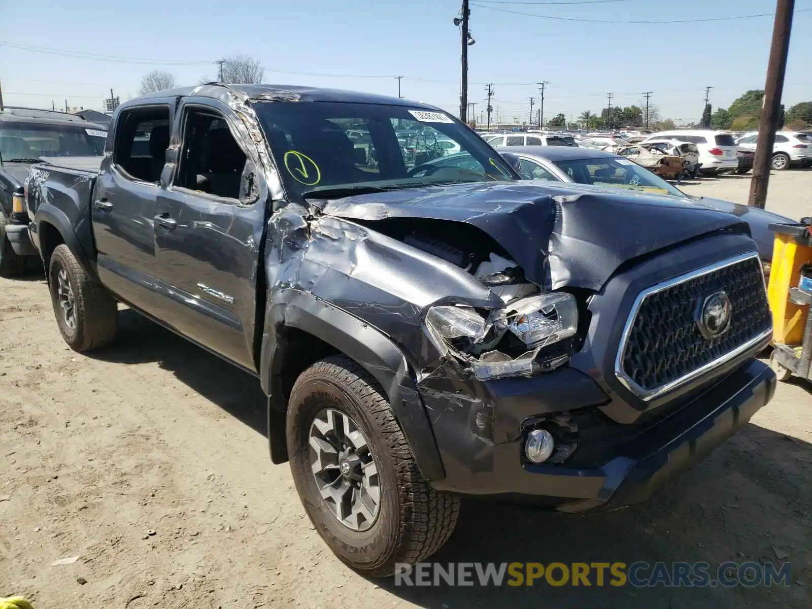 1 Photograph of a damaged car 3TMCZ5AN0LM297248 TOYOTA TACOMA 2020