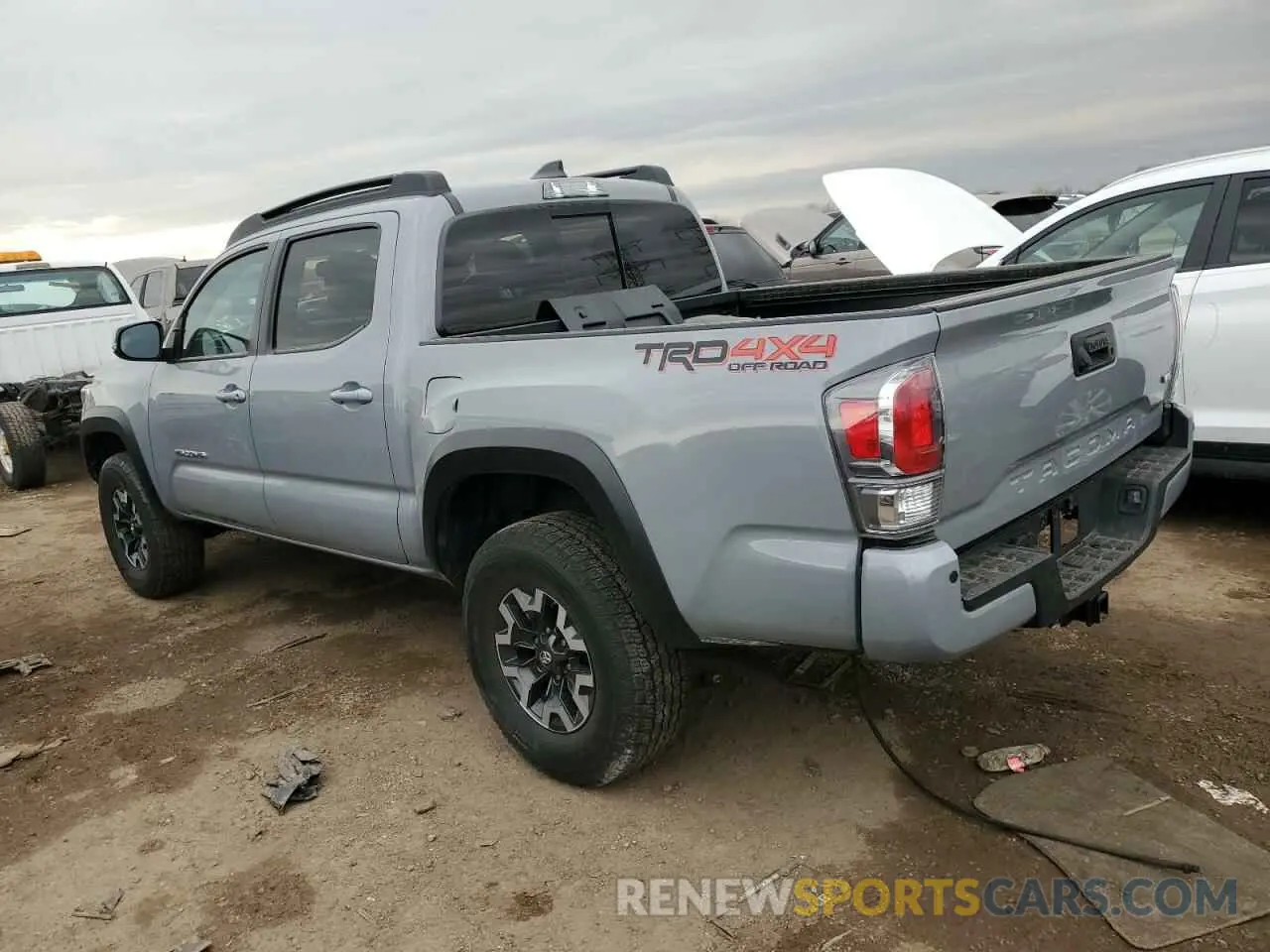 2 Photograph of a damaged car 3TMCZ5AN0LM344262 TOYOTA TACOMA 2020