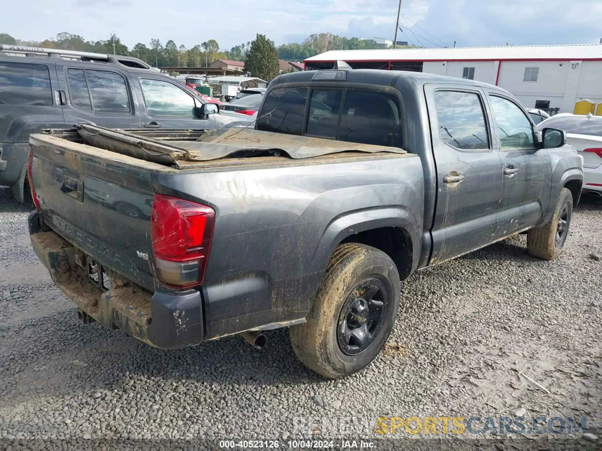 4 Photograph of a damaged car 3TMCZ5AN0LM353818 TOYOTA TACOMA 2020
