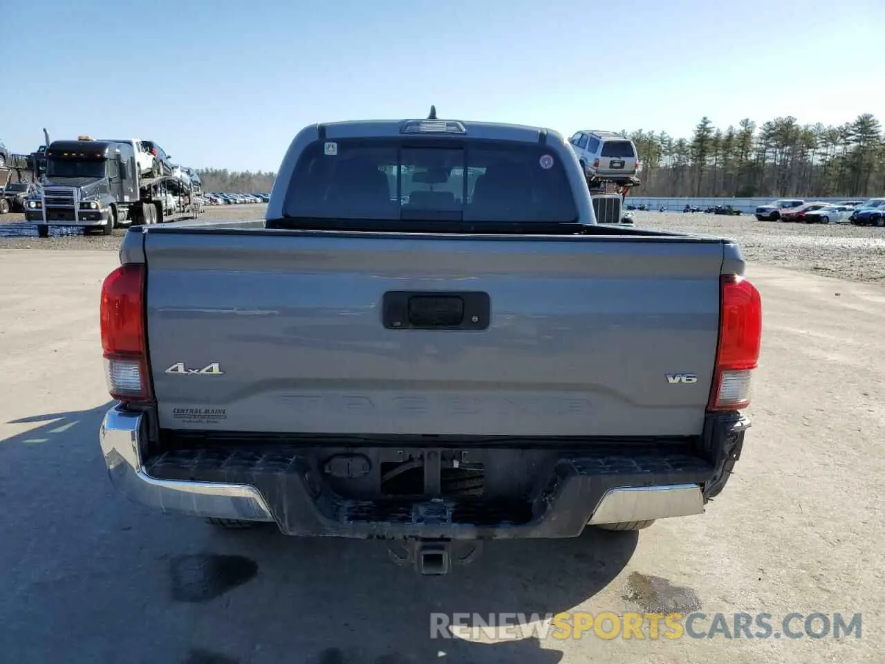 6 Photograph of a damaged car 3TMCZ5AN0LM358419 TOYOTA TACOMA 2020