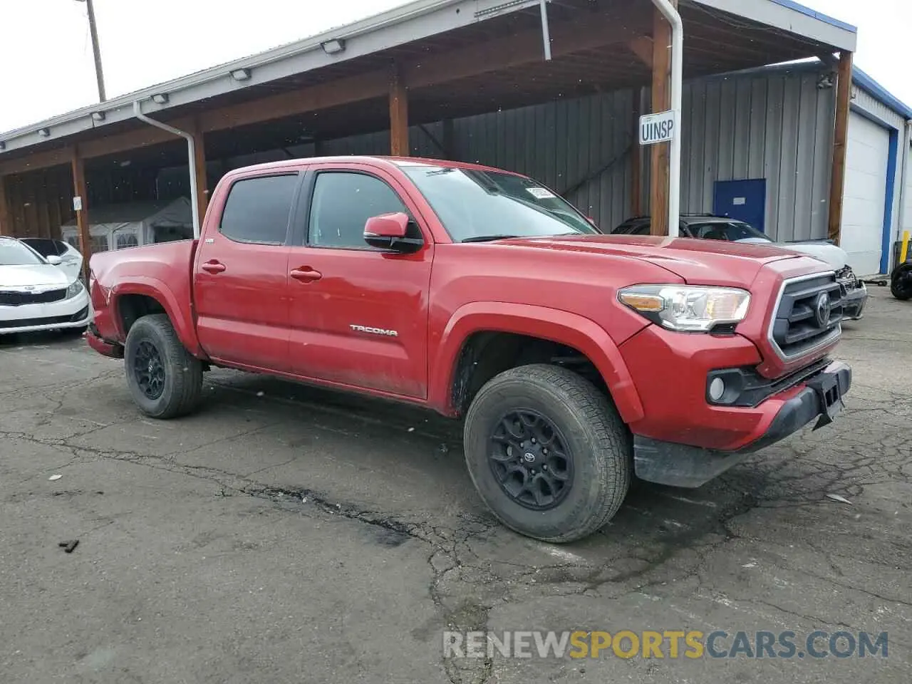 4 Photograph of a damaged car 3TMCZ5AN0LM366861 TOYOTA TACOMA 2020