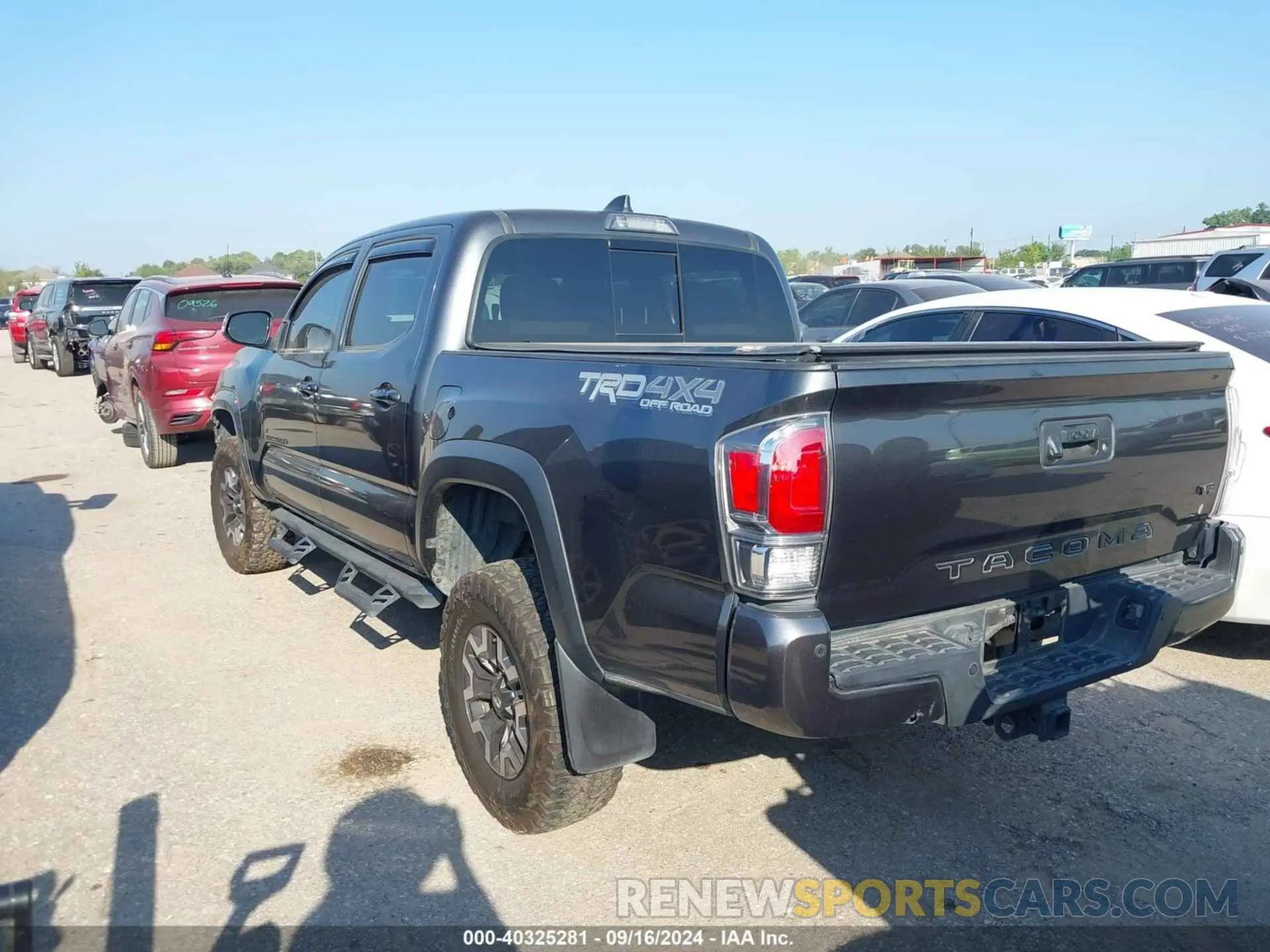 3 Photograph of a damaged car 3TMCZ5AN1LM291829 TOYOTA TACOMA 2020