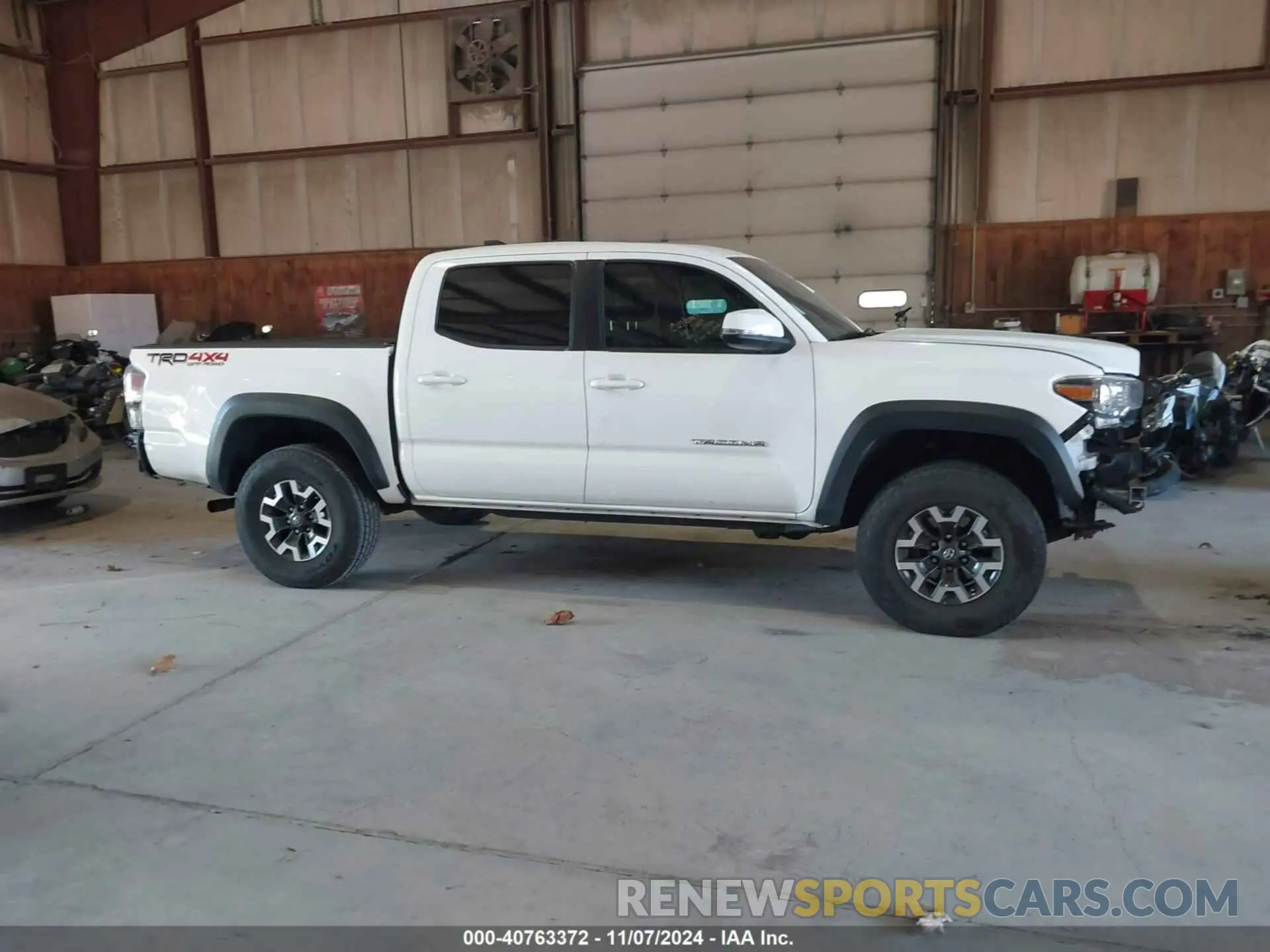 14 Photograph of a damaged car 3TMCZ5AN1LM302652 TOYOTA TACOMA 2020