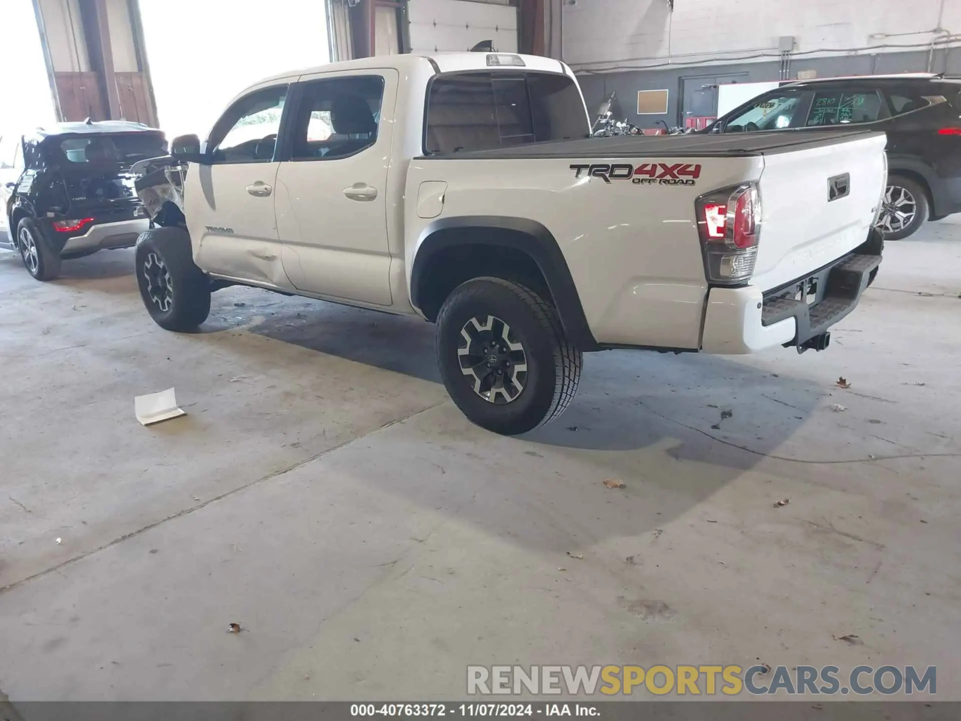 3 Photograph of a damaged car 3TMCZ5AN1LM302652 TOYOTA TACOMA 2020