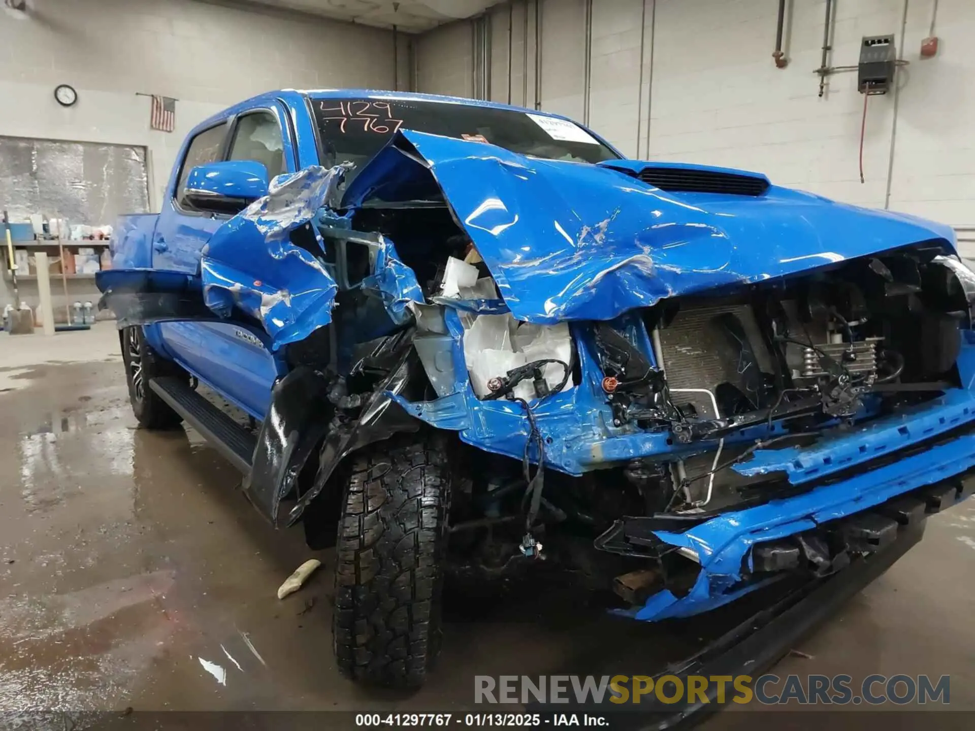 6 Photograph of a damaged car 3TMCZ5AN1LM325672 TOYOTA TACOMA 2020
