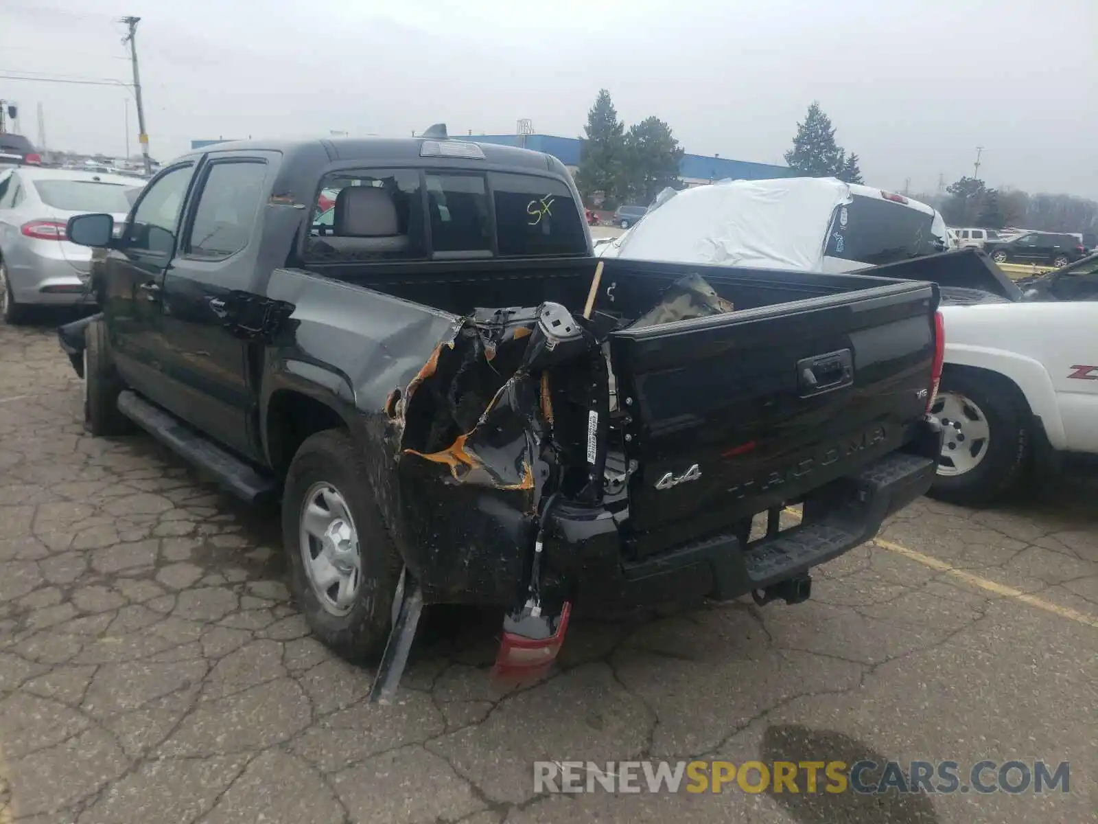 3 Photograph of a damaged car 3TMCZ5AN1LM338728 TOYOTA TACOMA 2020