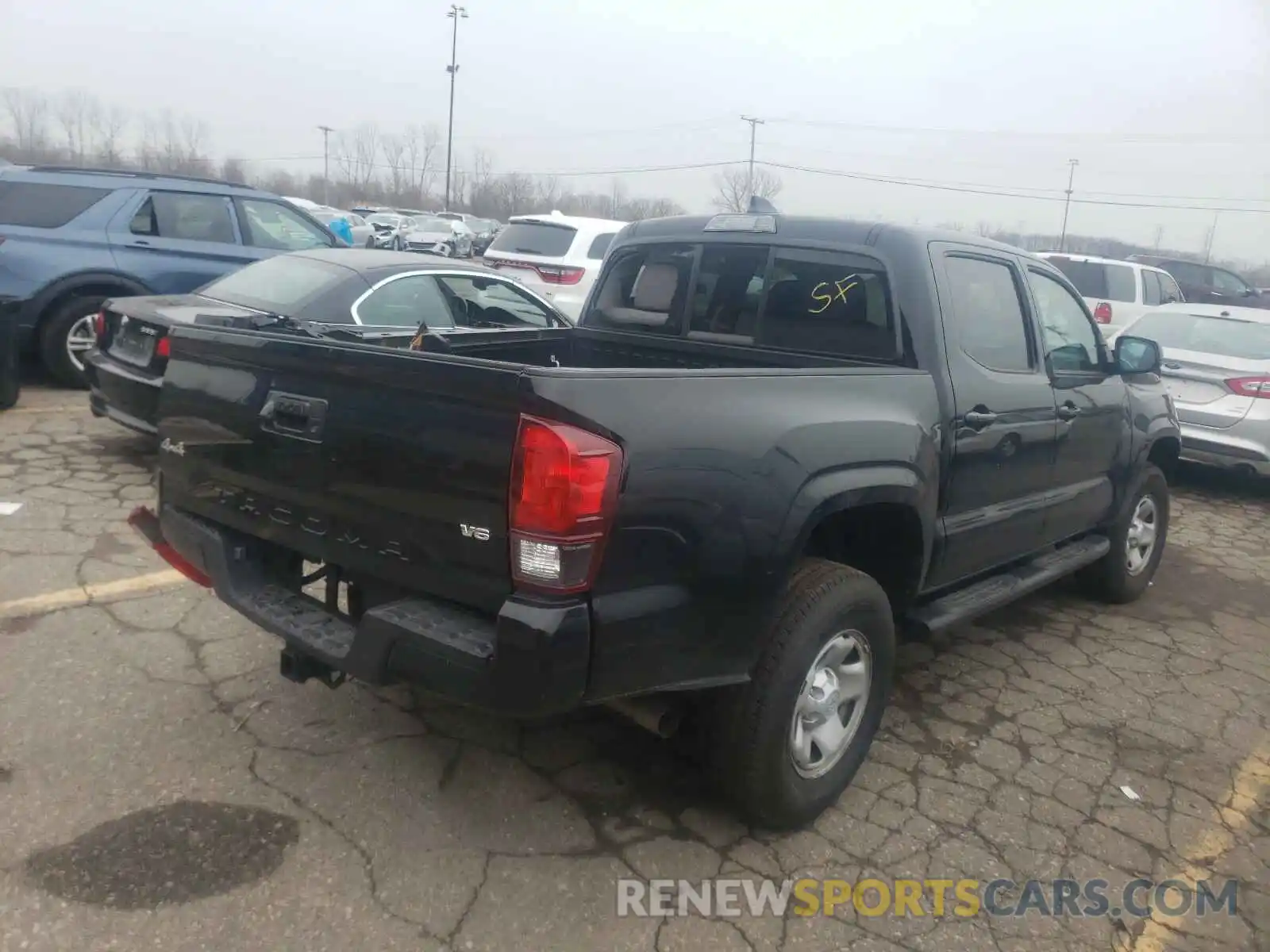 4 Photograph of a damaged car 3TMCZ5AN1LM338728 TOYOTA TACOMA 2020