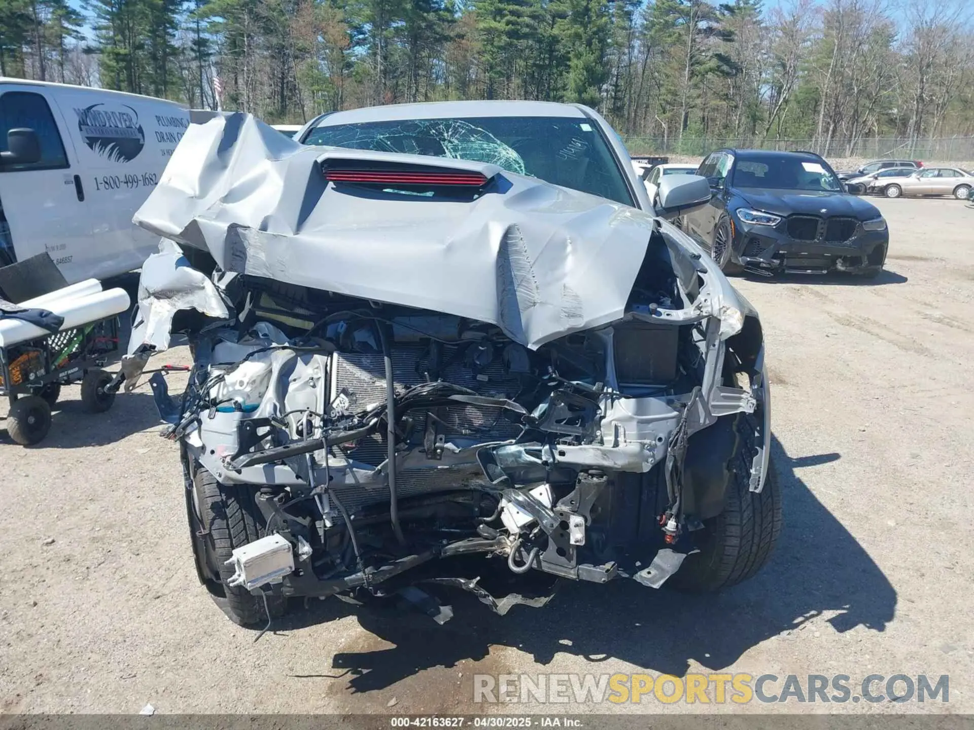 6 Photograph of a damaged car 3TMCZ5AN1LM353102 TOYOTA TACOMA 2020