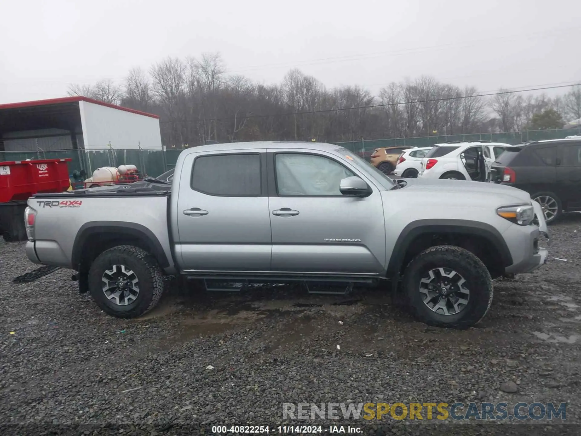 14 Photograph of a damaged car 3TMCZ5AN1LM360194 TOYOTA TACOMA 2020