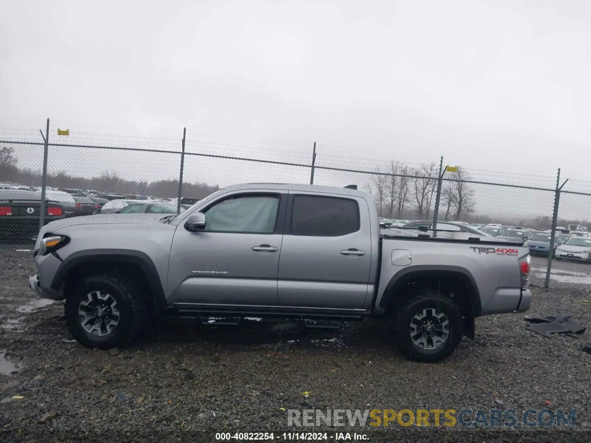 15 Photograph of a damaged car 3TMCZ5AN1LM360194 TOYOTA TACOMA 2020