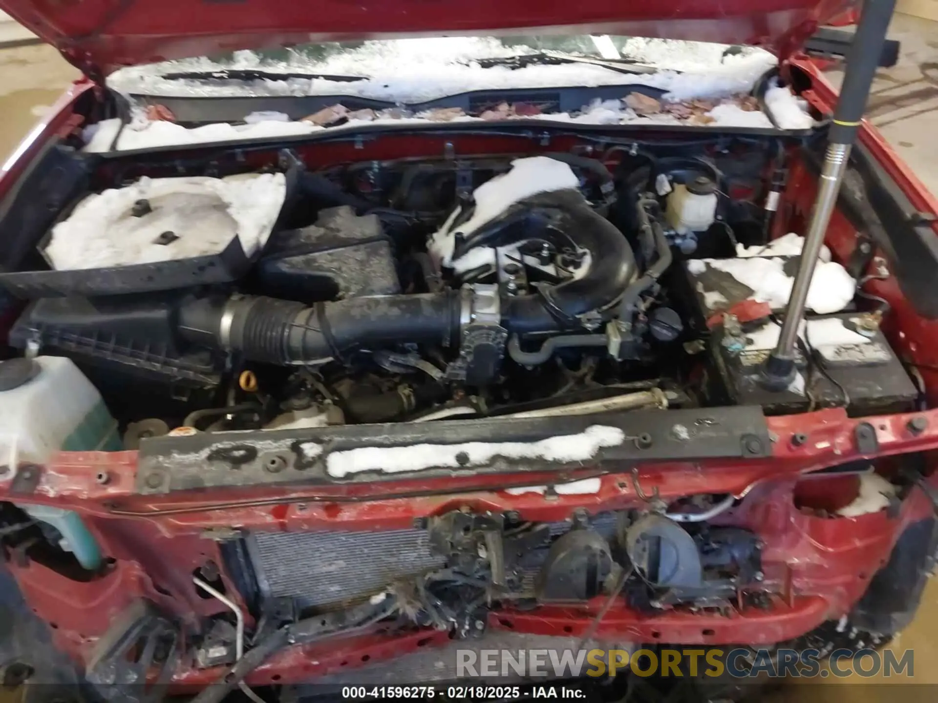 10 Photograph of a damaged car 3TMCZ5AN1LM362737 TOYOTA TACOMA 2020