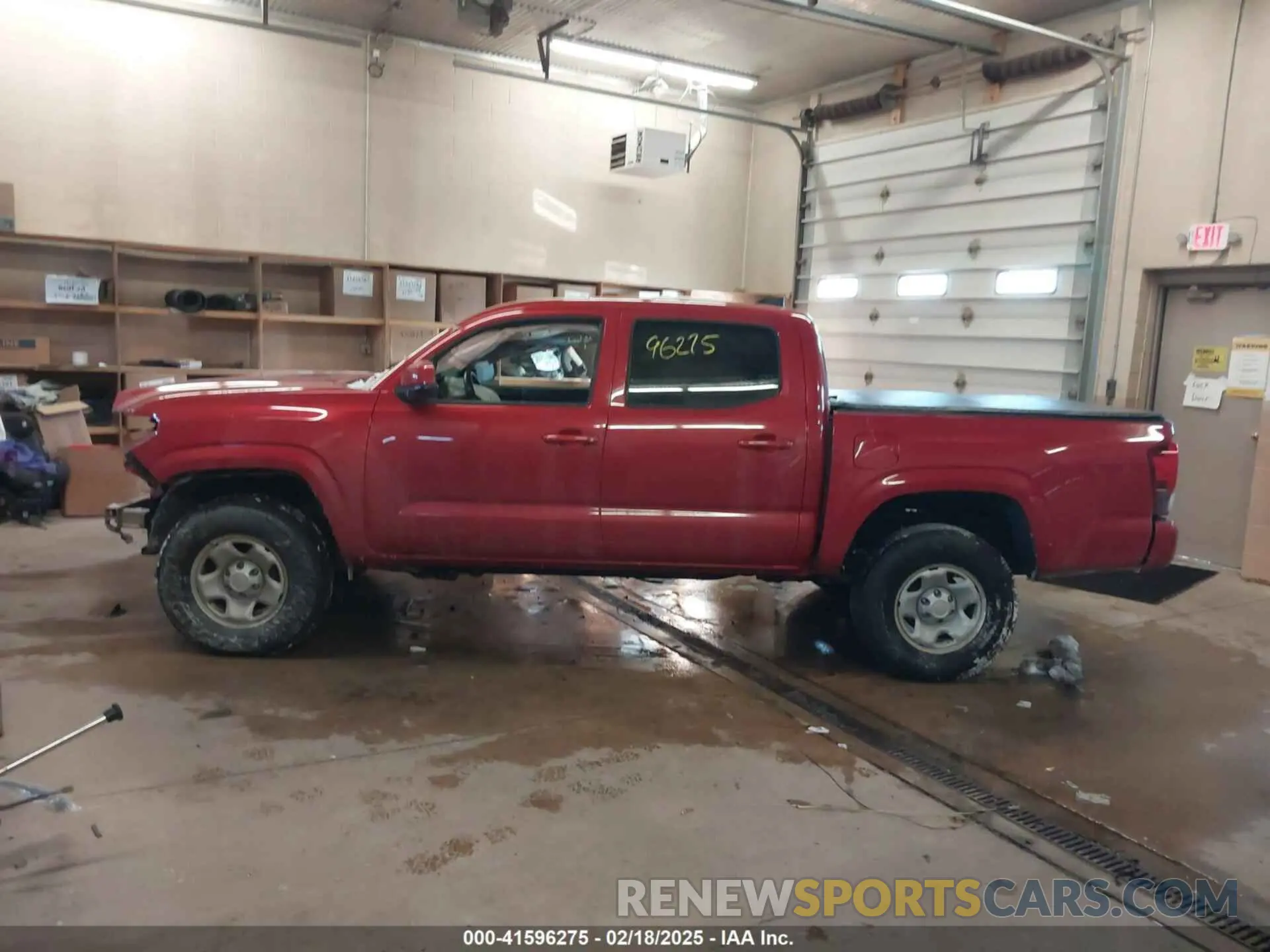 15 Photograph of a damaged car 3TMCZ5AN1LM362737 TOYOTA TACOMA 2020