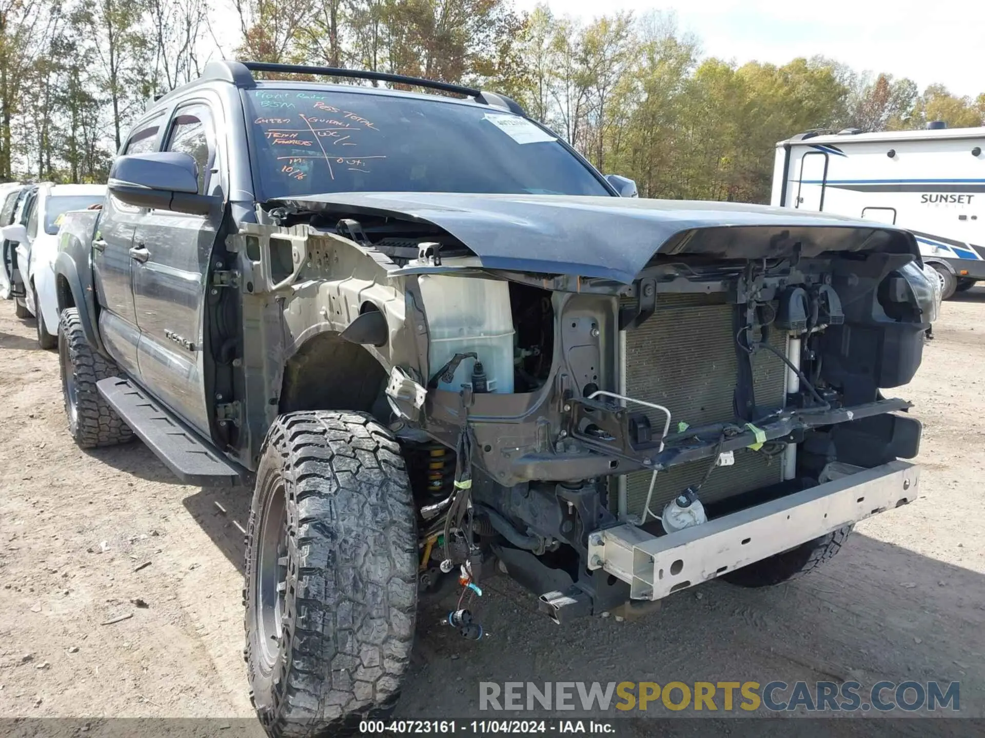 6 Photograph of a damaged car 3TMCZ5AN1LM365475 TOYOTA TACOMA 2020