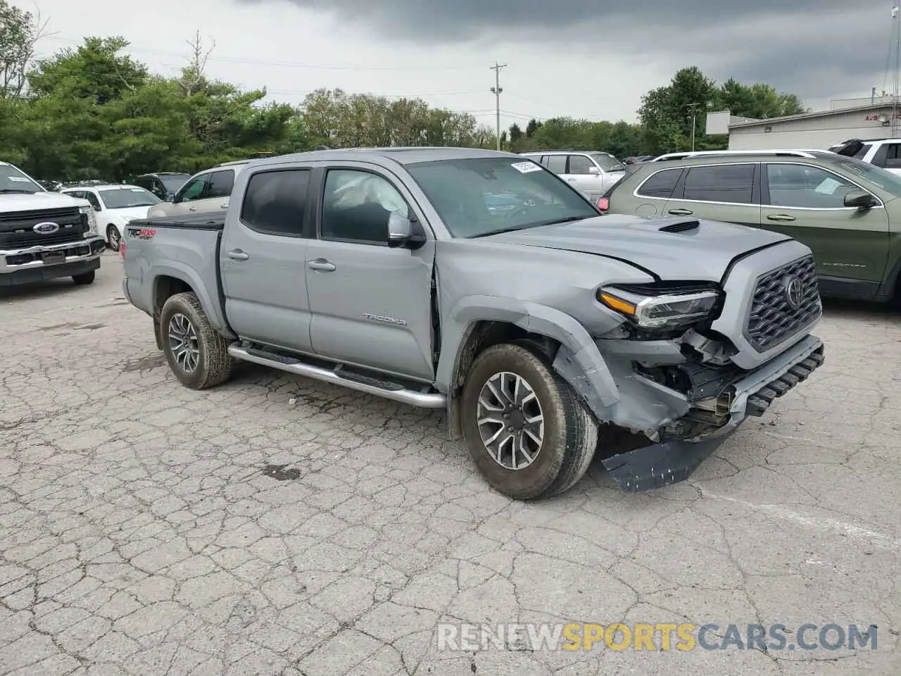 4 Photograph of a damaged car 3TMCZ5AN2LM290835 TOYOTA TACOMA 2020