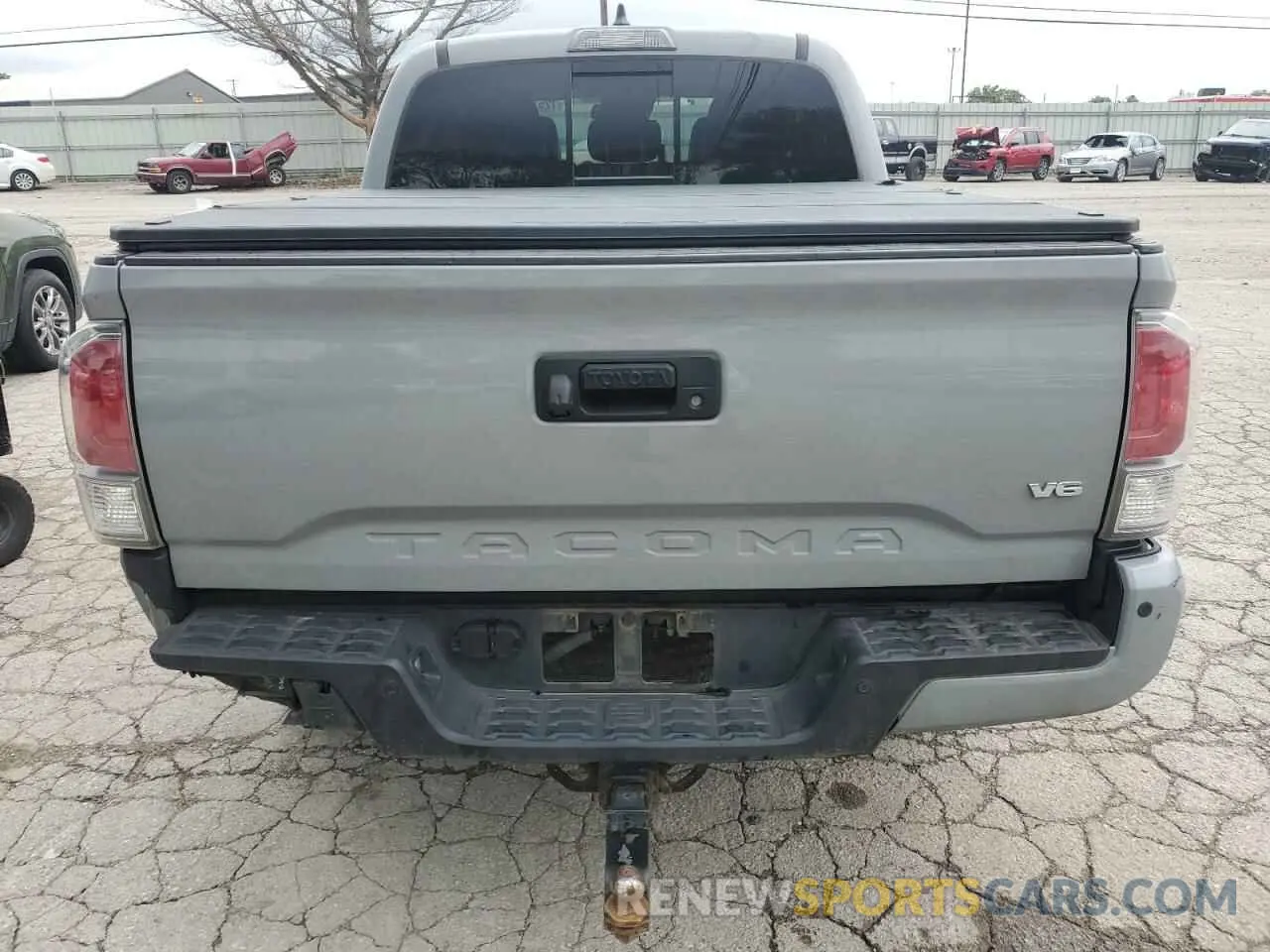 6 Photograph of a damaged car 3TMCZ5AN2LM290835 TOYOTA TACOMA 2020