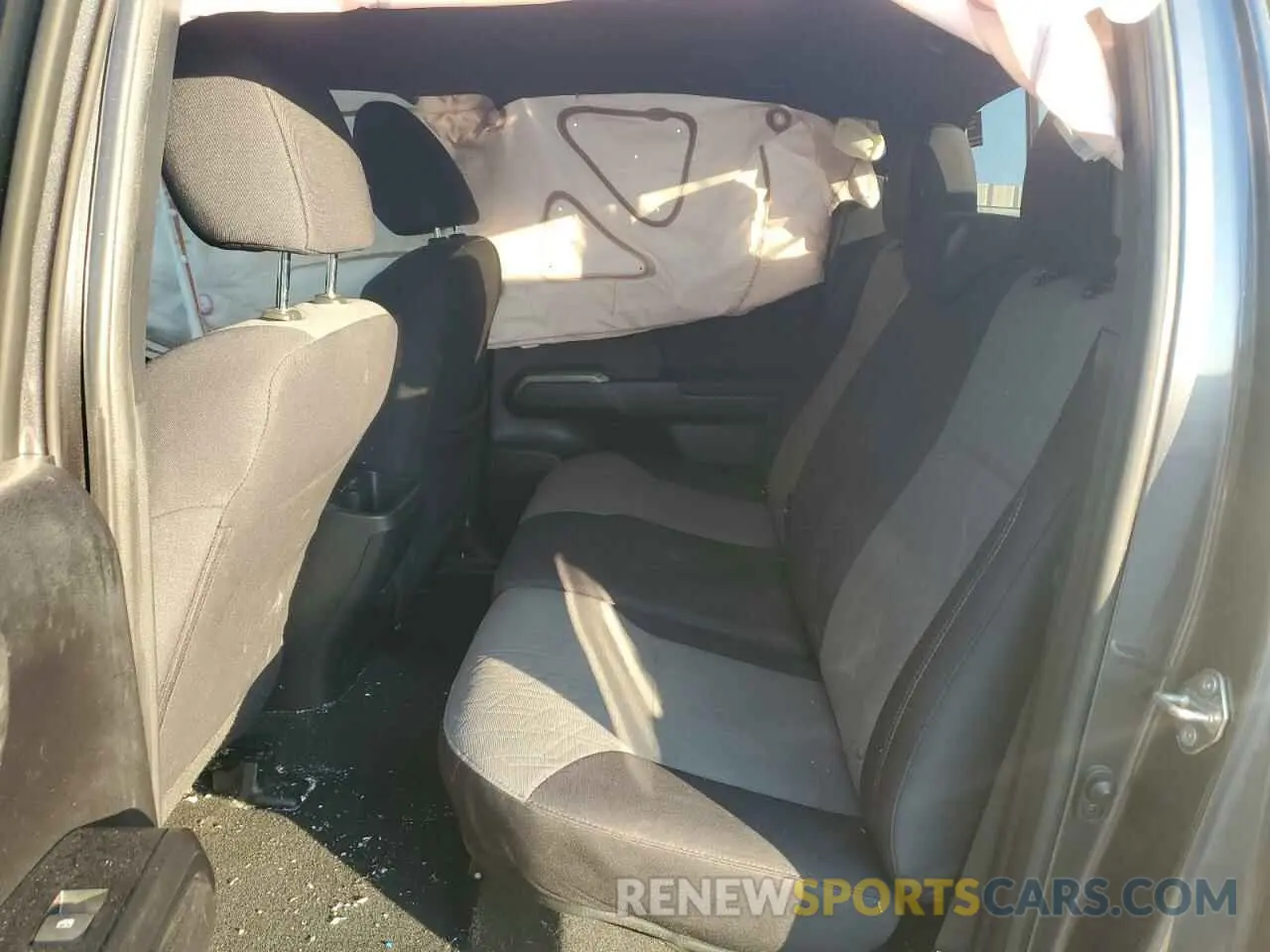 11 Photograph of a damaged car 3TMCZ5AN2LM309531 TOYOTA TACOMA 2020
