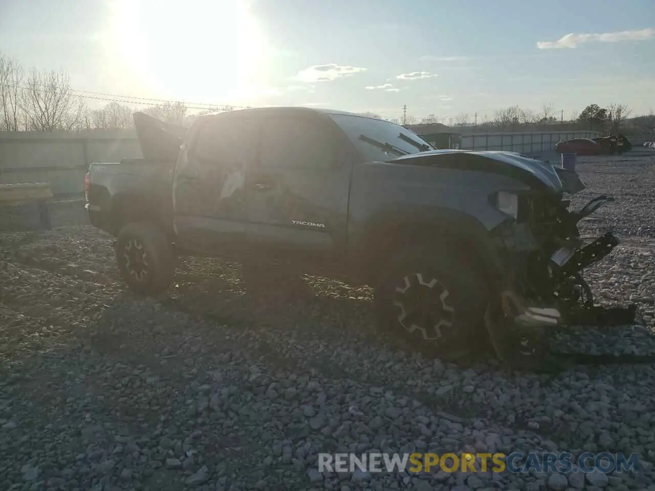 4 Photograph of a damaged car 3TMCZ5AN2LM309531 TOYOTA TACOMA 2020