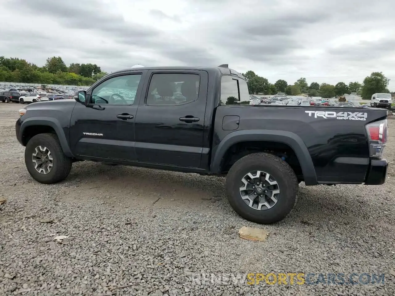 2 Photograph of a damaged car 3TMCZ5AN2LM324885 TOYOTA TACOMA 2020