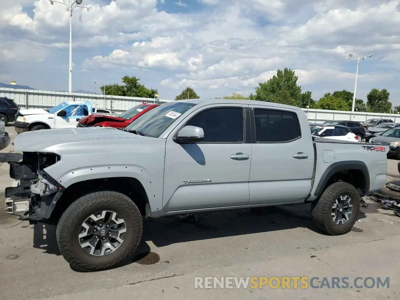 1 Photograph of a damaged car 3TMCZ5AN2LM327690 TOYOTA TACOMA 2020