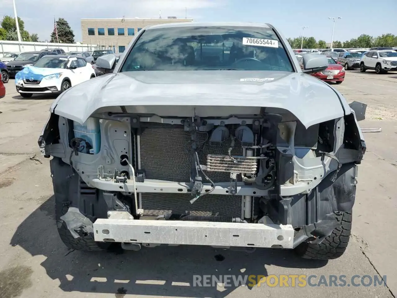 5 Photograph of a damaged car 3TMCZ5AN2LM327690 TOYOTA TACOMA 2020
