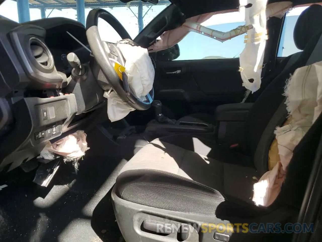 7 Photograph of a damaged car 3TMCZ5AN2LM341993 TOYOTA TACOMA 2020