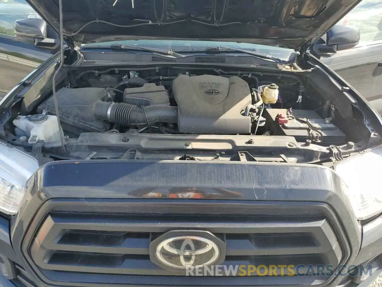 11 Photograph of a damaged car 3TMCZ5AN2LM362505 TOYOTA TACOMA 2020