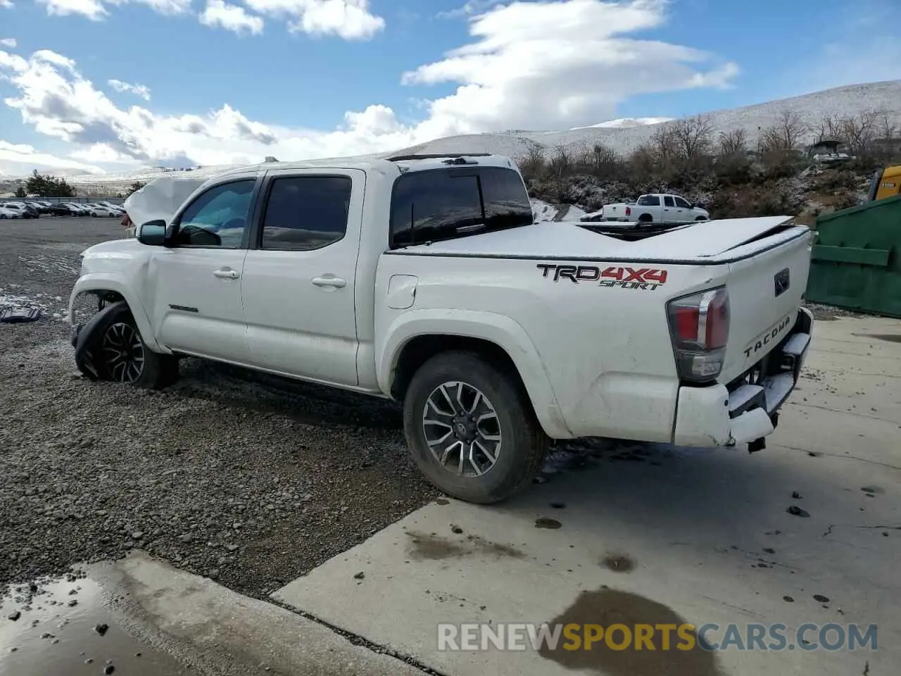 2 Photograph of a damaged car 3TMCZ5AN2LM365226 TOYOTA TACOMA 2020