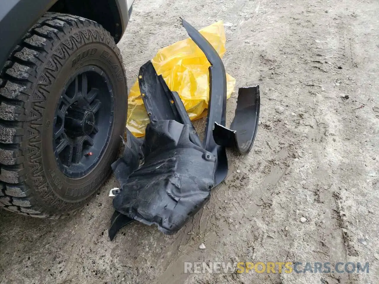 12 Photograph of a damaged car 3TMCZ5AN2LM366490 TOYOTA TACOMA 2020
